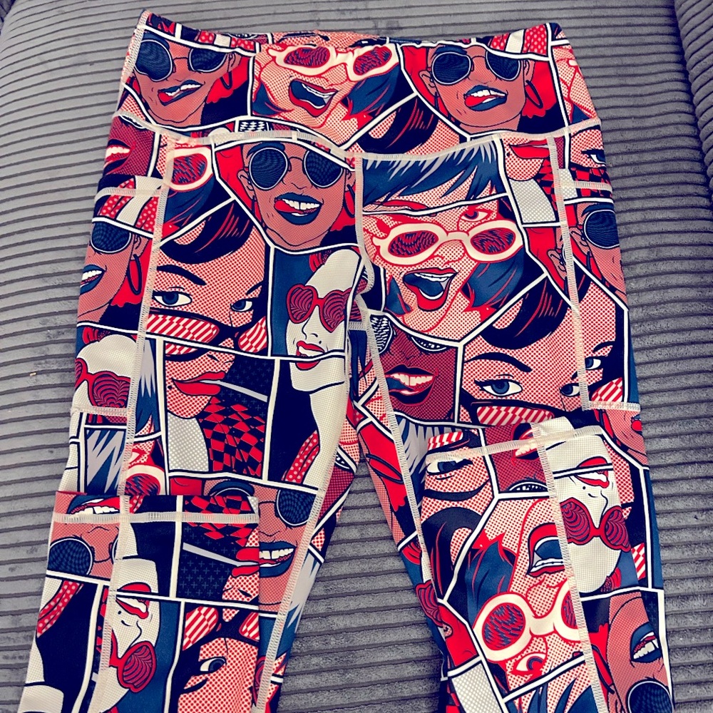 Constantly Varier Gear Capri Leggings Size M